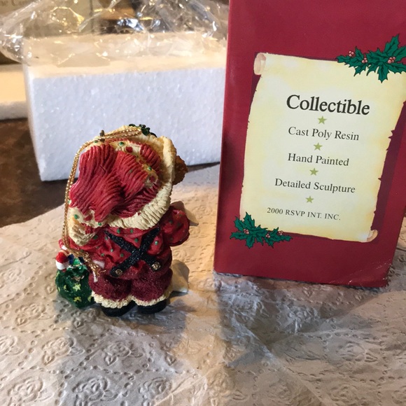 Mr Claus Teddy Bear w sack of gifts.  Adorable. - Picture 3 of 4